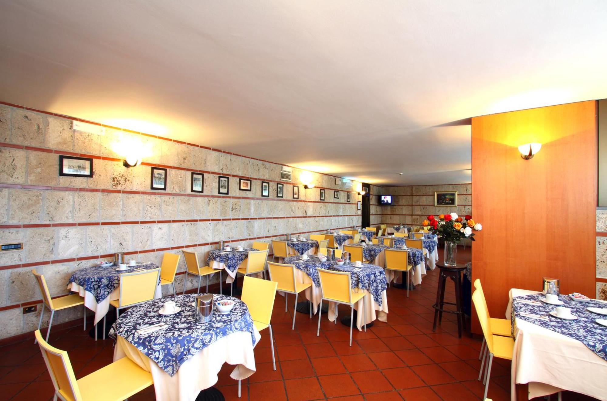 Hotel Garden Terni Exterior photo
