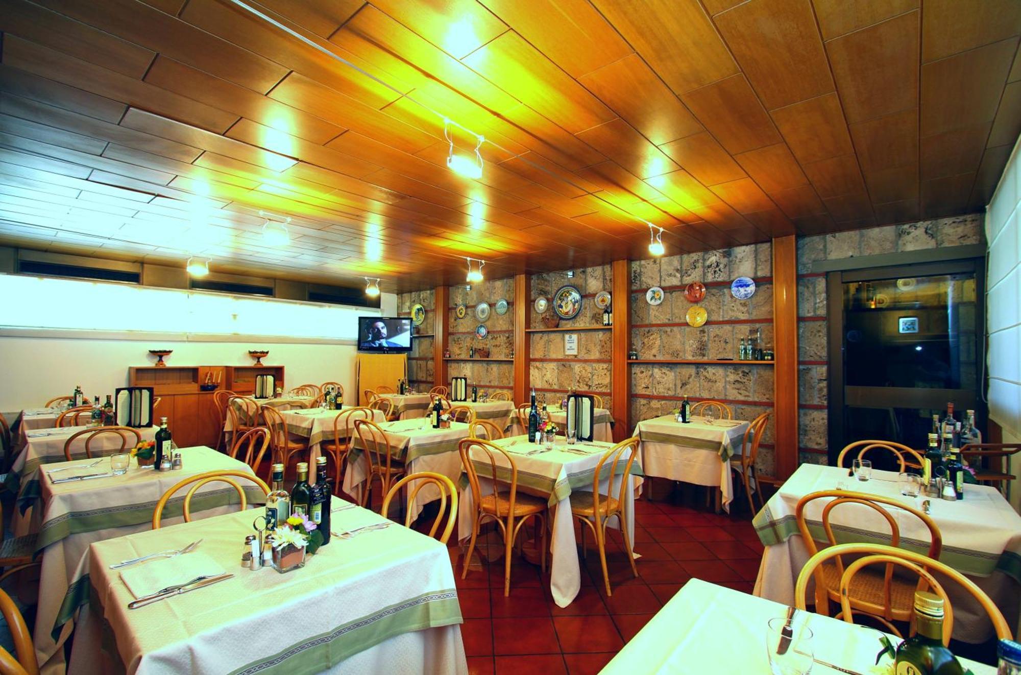 Hotel Garden Terni Exterior photo